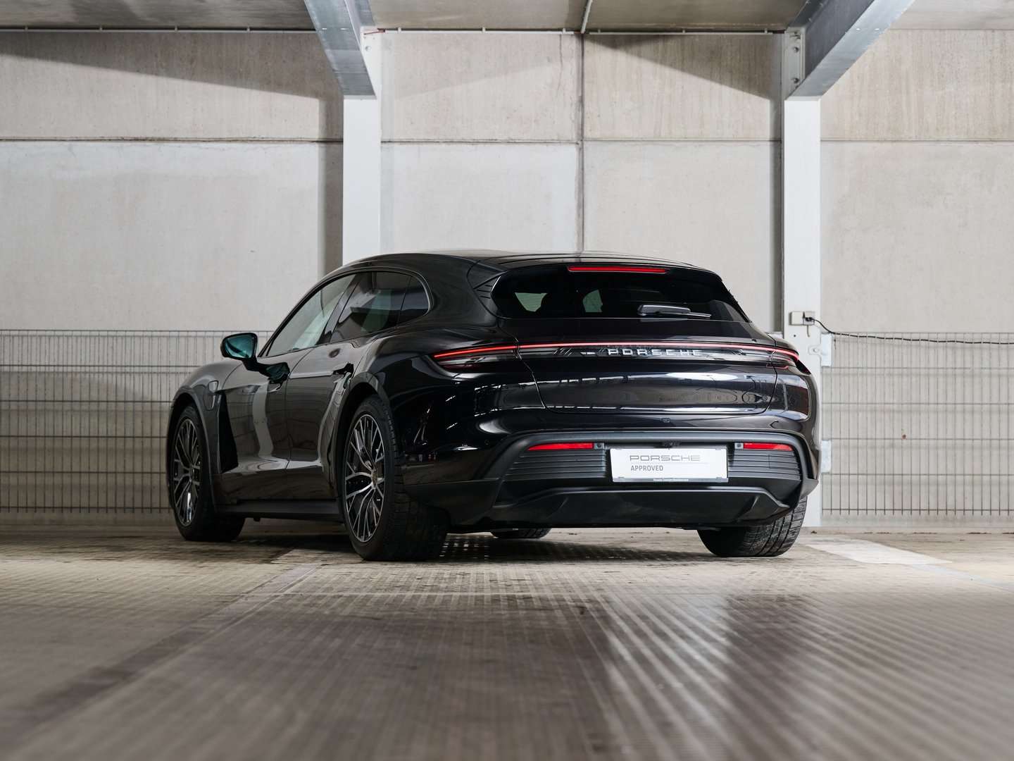 Porsche Taycan Sport Turismo - 2025 - Joinsteer - #2