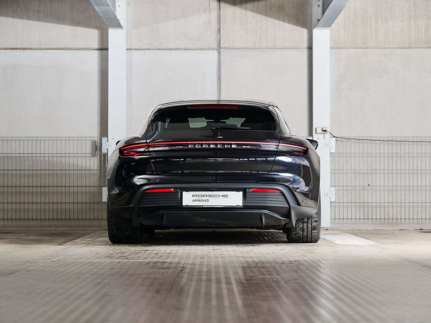 Porsche Taycan Sport Turismo - 2025 - Joinsteer - #4
