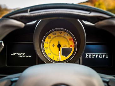 Ferrari 458 Italia — photo 11
