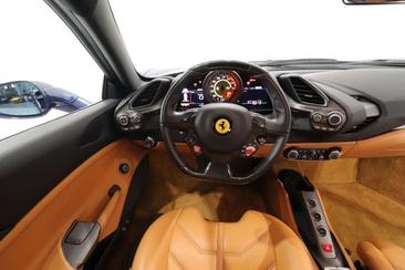 Ferrari 488 GTB — photo 11