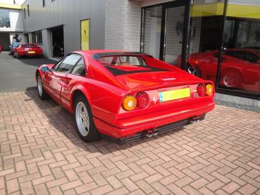 Ferrari 328 GTB — photo 3