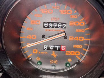 Ferrari 328 GTB — photo 10