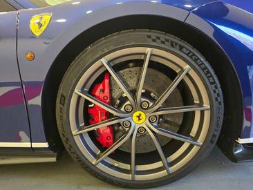 Ferrari 488 Pista — photo 14