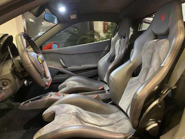 Ferrari 458 Italia — photo 11