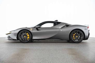 Ferrari SF90 Stradale — photo 7