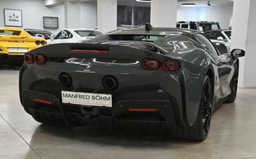 Ferrari SF90 Stradale — photo 14