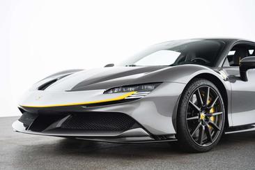 Ferrari SF90 Stradale — photo 22