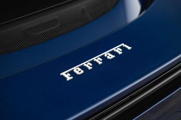 Ferrari 296 GTS — photo 26