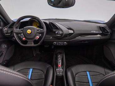 Ferrari 488 Spider — photo 10