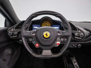 Ferrari 488 Spider — photo 14