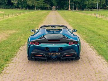 Ferrari SF90 Spider — photo 3