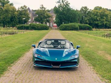 Ferrari SF90 Spider — photo 4