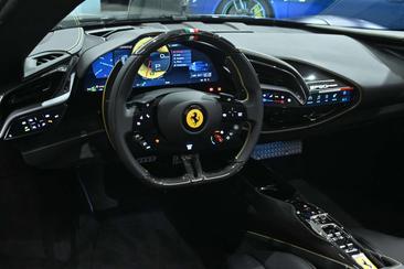 Ferrari SF90 Spider — photo 5