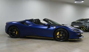 Ferrari SF90 Spider — photo 10