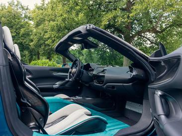 Ferrari SF90 Spider — photo 22