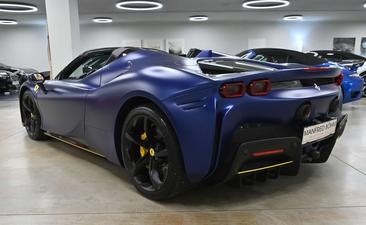 Ferrari SF90 Spider — photo 15