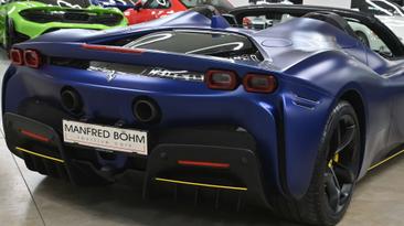 Ferrari SF90 Spider — photo 18