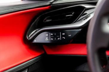 Ferrari SF90 Stradale — photo 5