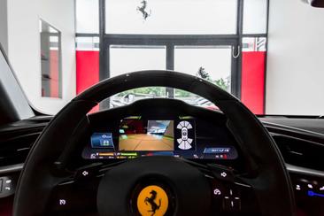Ferrari SF90 Stradale — photo 9