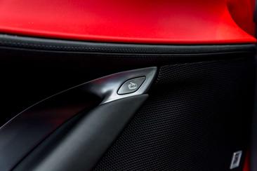 Ferrari SF90 Stradale — photo 28