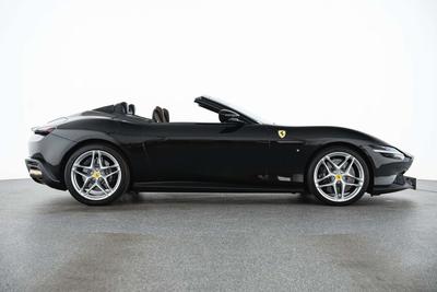 Ferrari Roma Spider