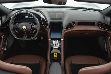 Ferrari Roma Spider — photo 9