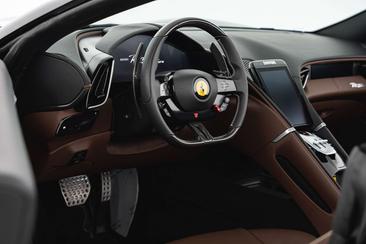 Ferrari Roma Spider — photo 15