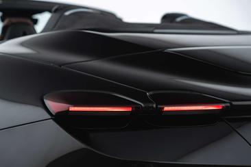 Ferrari Roma Spider — photo 25