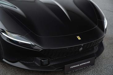 Ferrari Roma Spider — photo 46