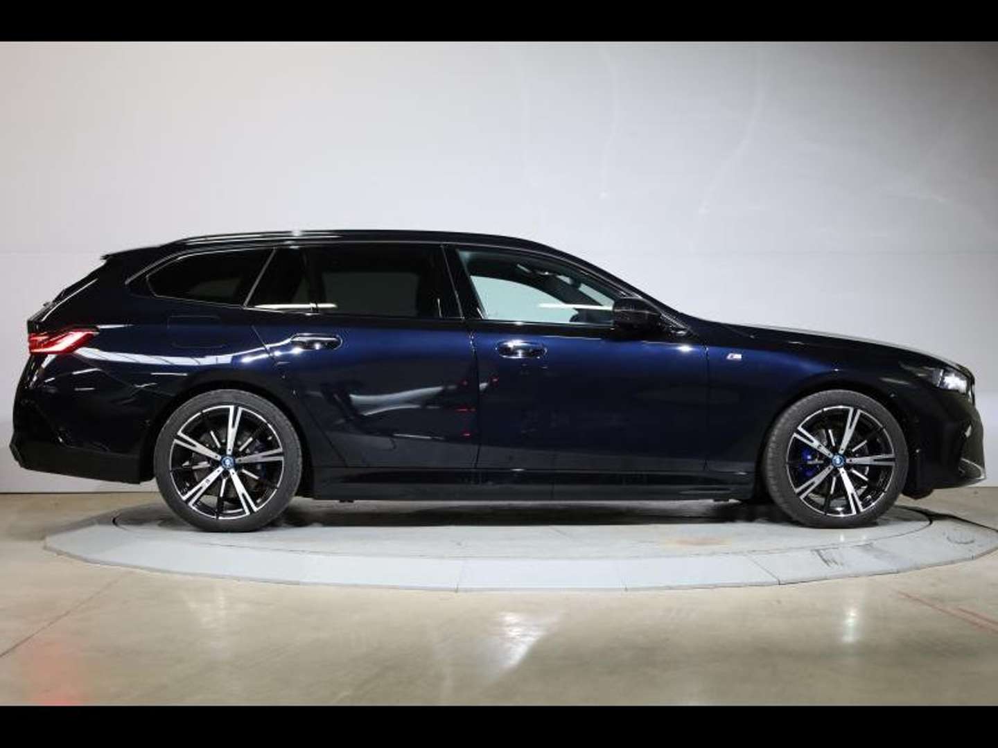 BMW Série 5 Touring M Sport 530e - 2024 - Joinsteer - #2