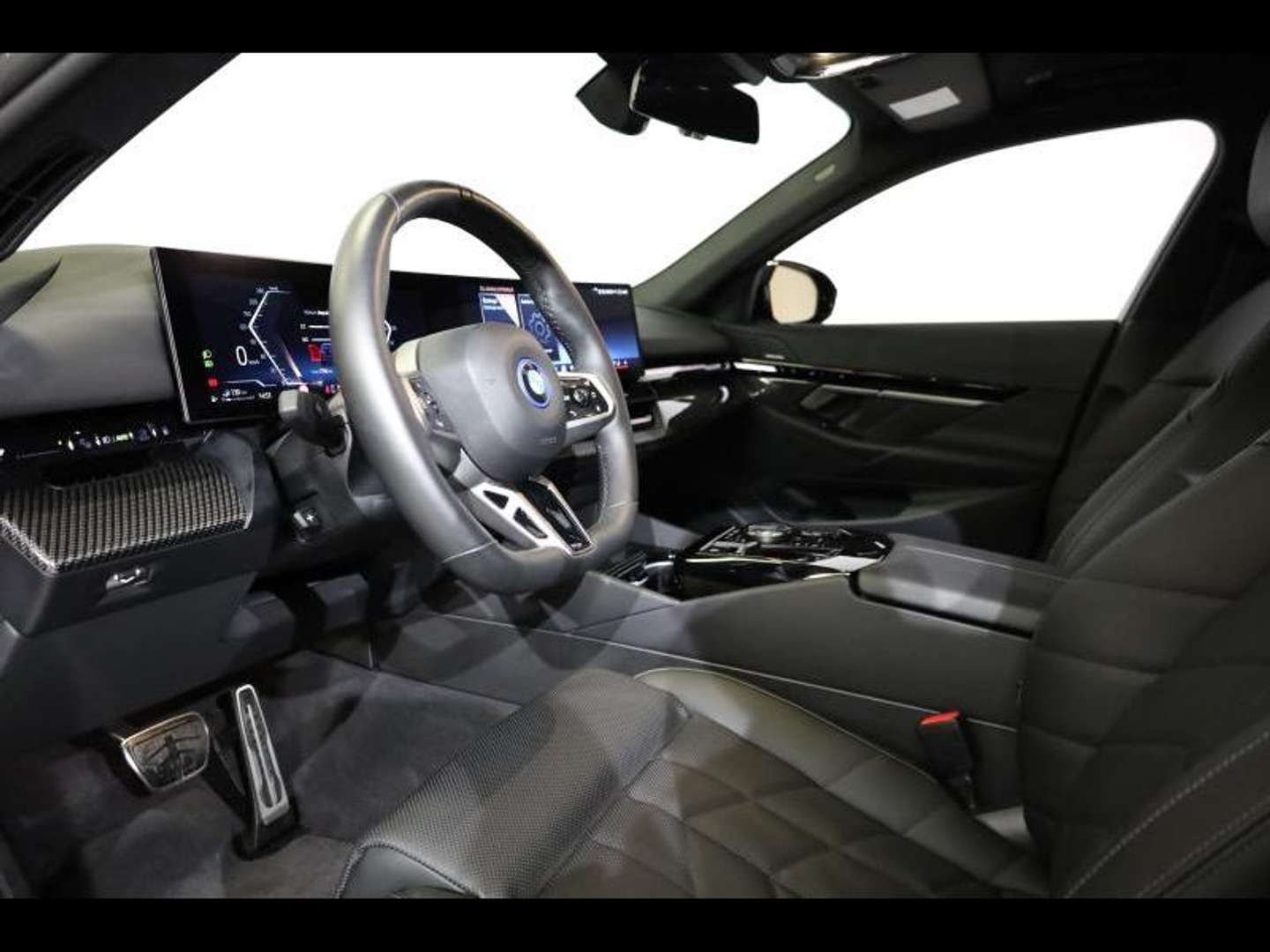 BMW Série 5 Touring M Sport 530e - 2024 - Joinsteer - #4