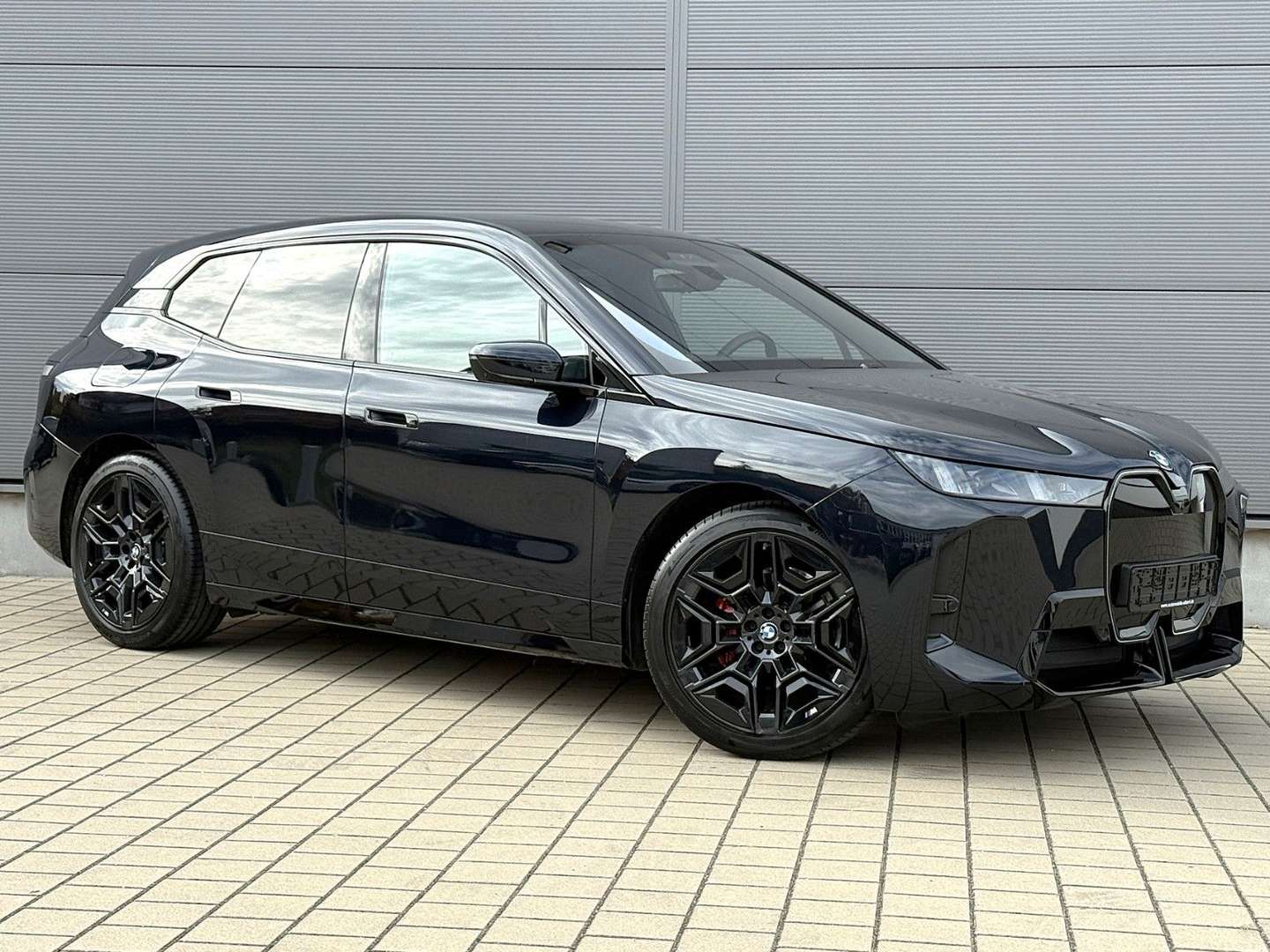 BMW IX M Sport XDrive 45 - 2025 - Joinsteer - #1