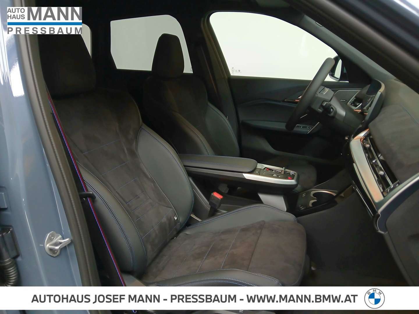 BMW IX1 EDrive20 - 2025 - Joinsteer - #6