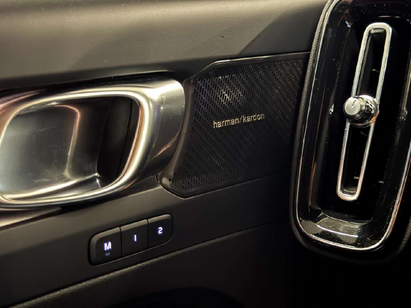 Volvo XC40 Plus - 2023 - Joinsteer - #13