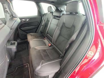 Volvo XC60 T6 R-Design — photo 13