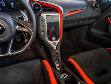 McLaren 750S Performance — photo 8