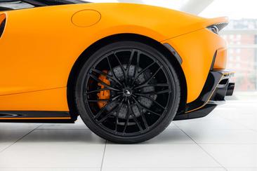 McLaren GT 4.0 V8 — photo 17