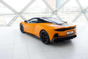 McLaren GT 4.0 V8 — photo 21