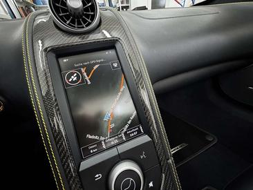 McLaren MP4-12C Spider MSO — photo 40