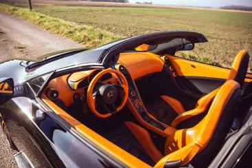 McLaren 650S Spider 3.8L V8 650 CH — photo 10