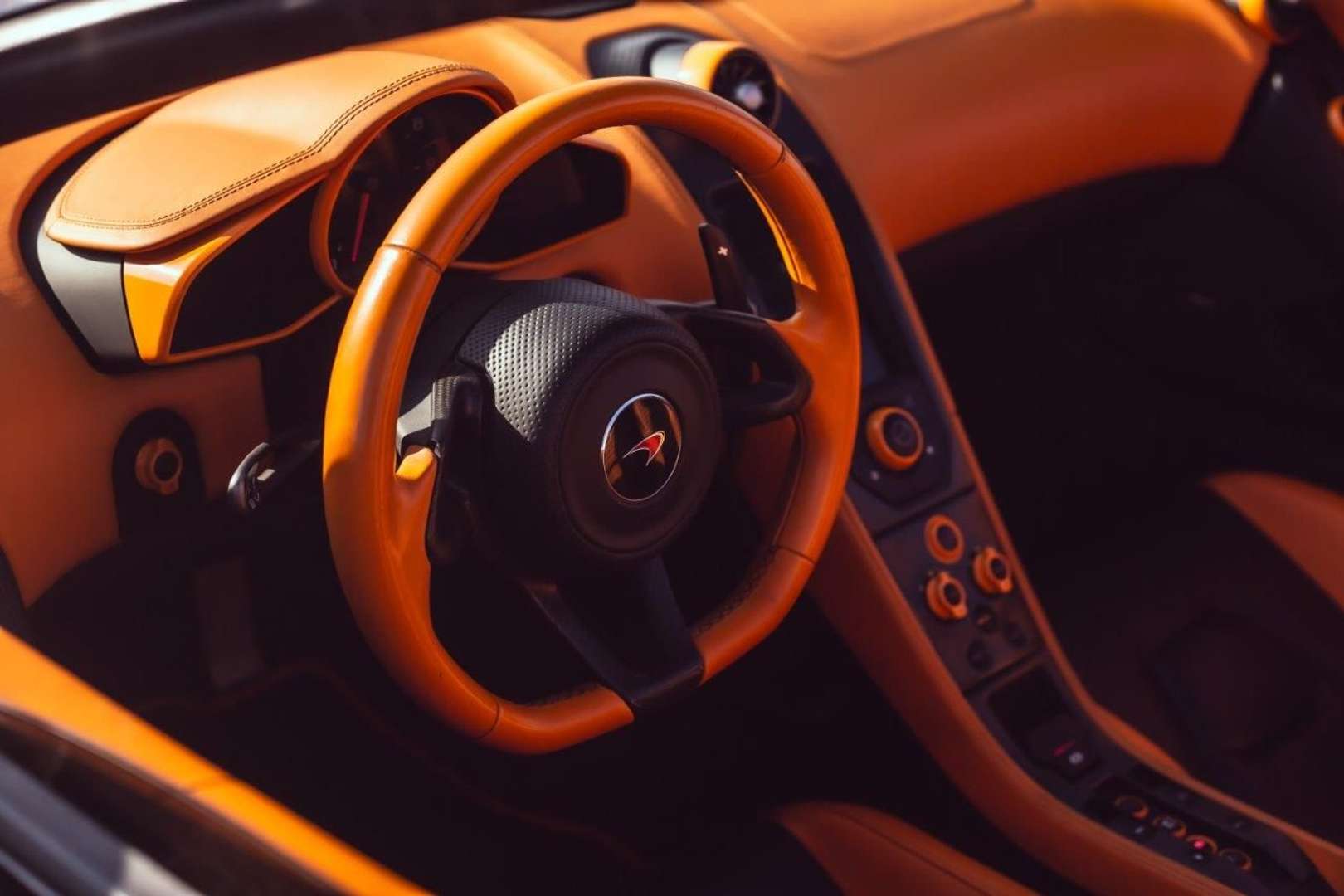 McLaren 650S Spider 3.8L V8 650 CH - 2015 - Joinsteer - #31