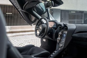 McLaren 720S Performance — photo 14