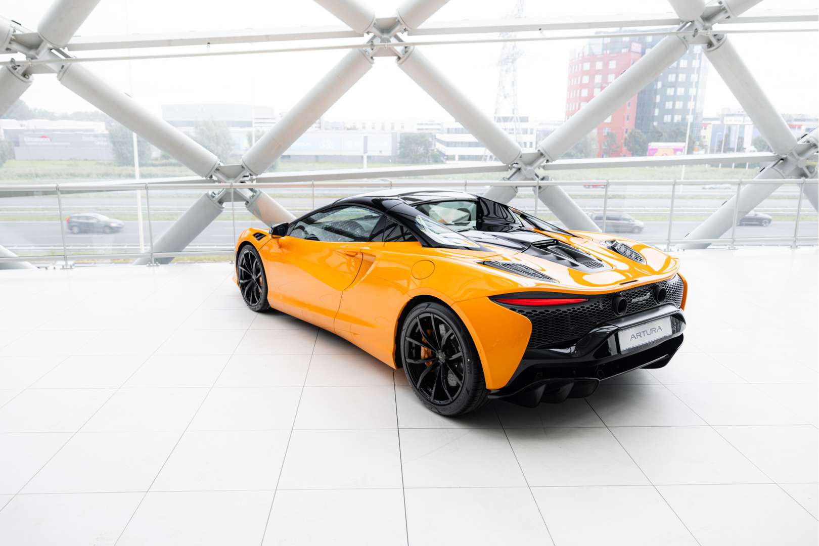 McLaren Artura Spider 3.0 V6 Plug-In Performance - 2024 - Joinsteer - #2