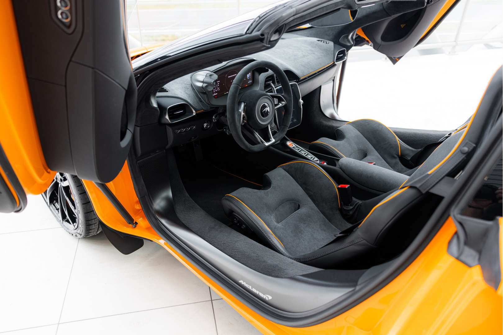 McLaren Artura Spider 3.0 V6 Plug-In Performance - 2024 - Joinsteer - #18