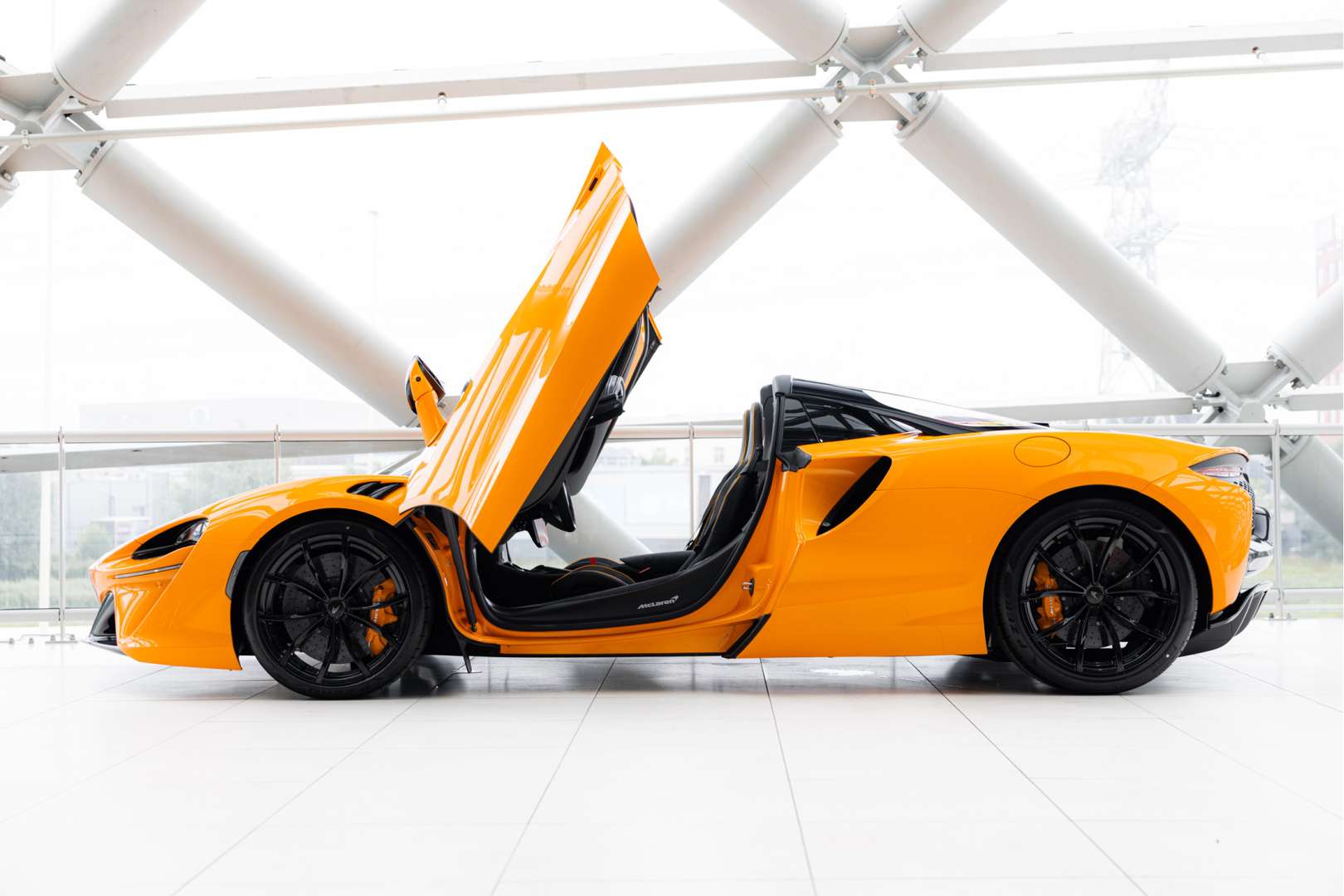 McLaren Artura Spider 3.0 V6 Plug-In Performance - 2024 - Joinsteer - #45