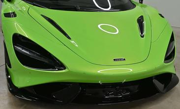 McLaren 765LT Coupe — photo 20