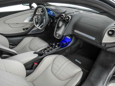 McLaren GT GTS — photo 10