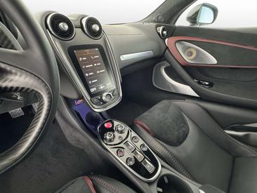 McLaren GT S Performance — photo 16