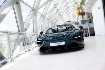 McLaren 720S Spider 4.0 V8 Performance — photo 37