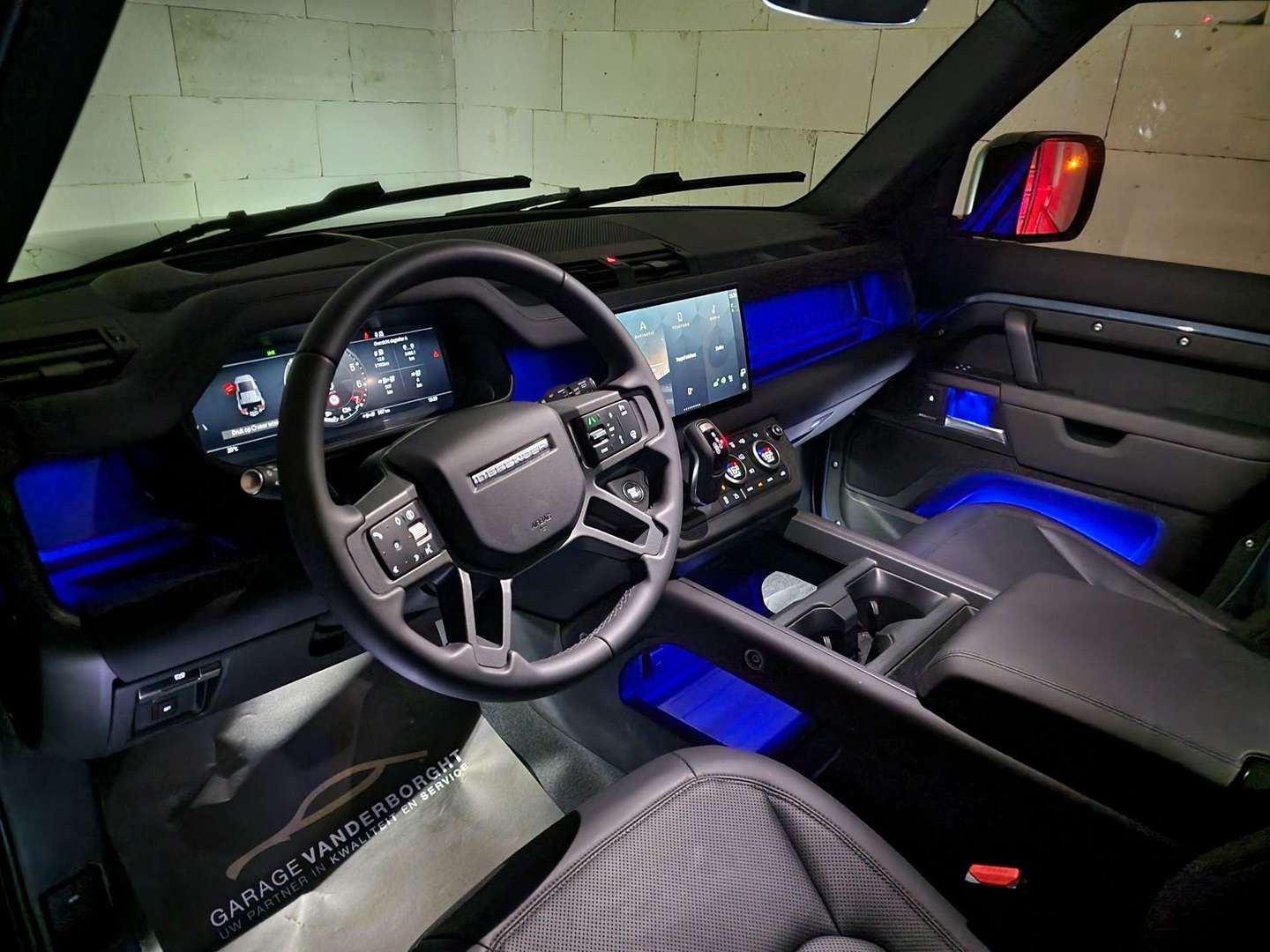 Land Rover Defender X-Dynamic P300e - 2025 - Joinsteer - #5